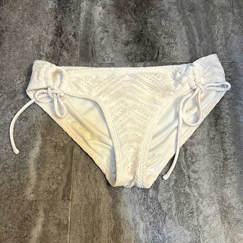 OP Cream Lacey Bikini Bottom Size S/CH (3-5)